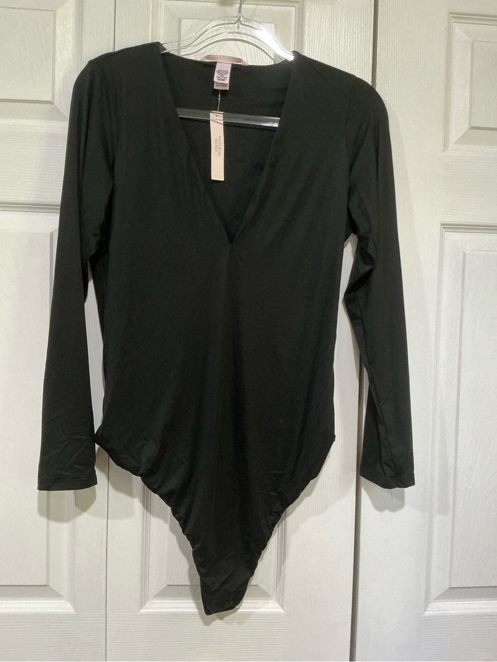 💙 NWT Victoria’s Secret Bodywear Feather Soft Long Sleeve V-neck Thong Bodysuit